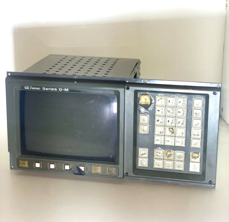 PANNEAU COMMANDE FANUC A02B 0098 C 046 MBR