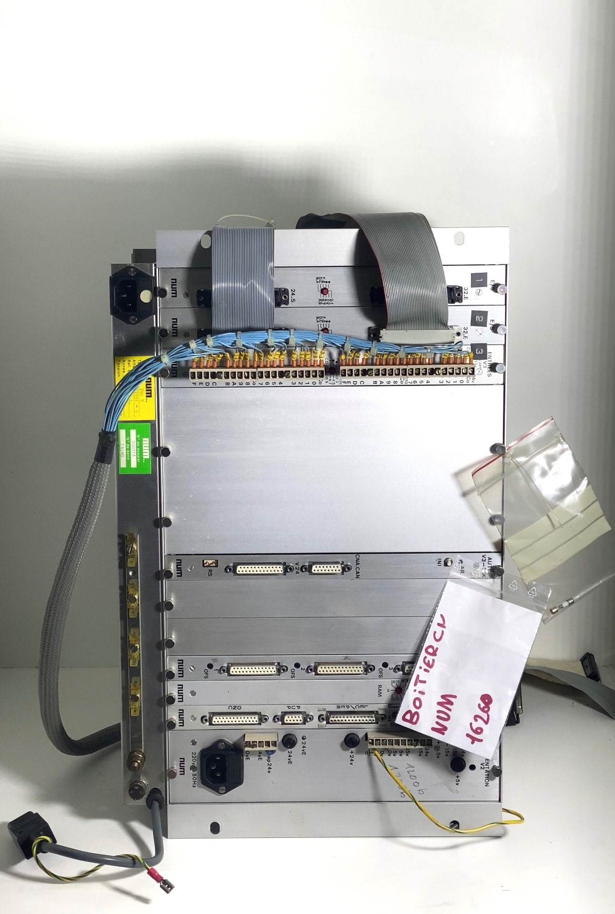 BOITIER CN NUM 760 T